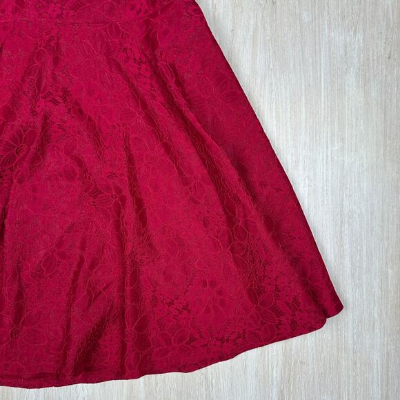Lulu's Berry Red Lace Romantic Valentine's Day Date Night Skater Dress Small - Picture 4 of 13